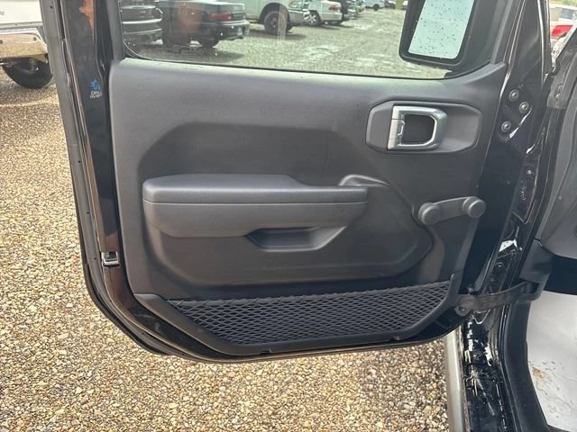 2023 Jeep JL Wrangler - Image 7 of 20