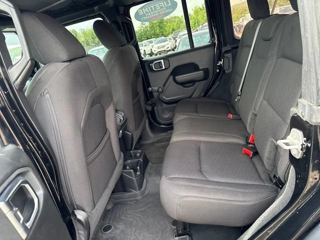 2023 Jeep JL Wrangler - Image 19 of 20