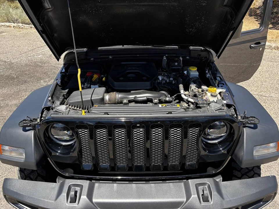 2023 Jeep JL Wrangler - Image 21 of 22