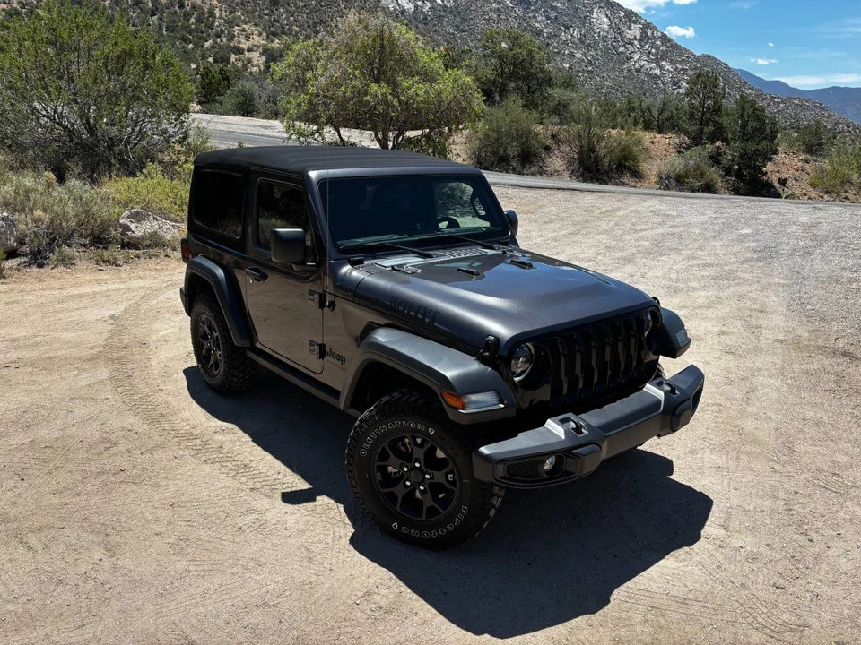 2023 Jeep JL Wrangler - Image 3 of 22