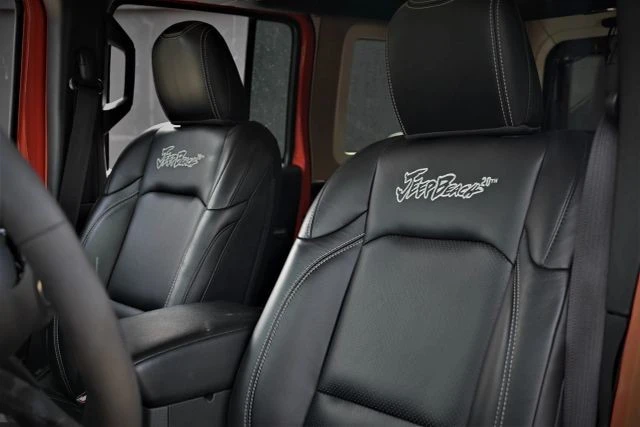 2023 Jeep JL Wrangler - Image 14 of 20