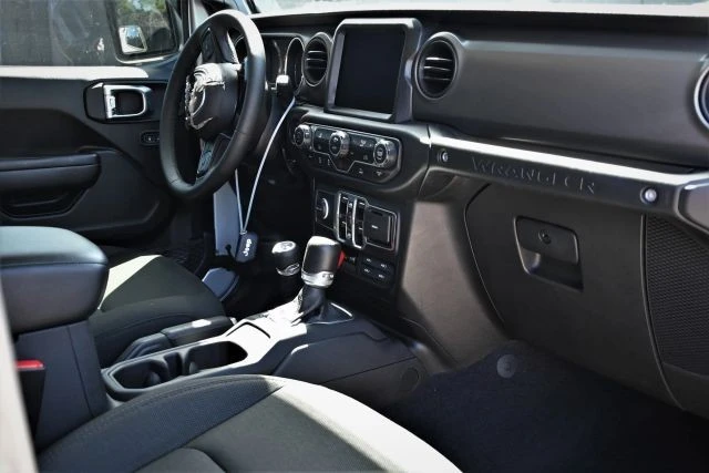 2023 Jeep JL Wrangler - Image 14 of 19