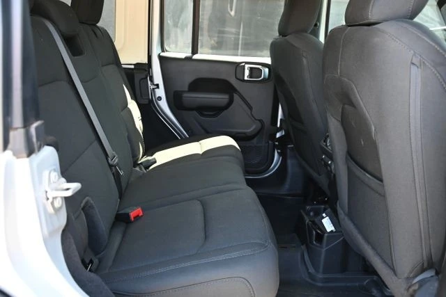 2023 Jeep JL Wrangler - Image 16 of 19
