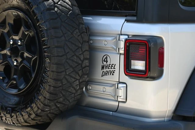 2023 Jeep JL Wrangler - Image 8 of 19