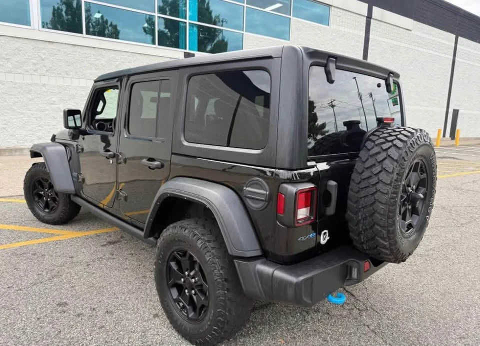 2023 Jeep JL Wrangler - Image 8 of 13
