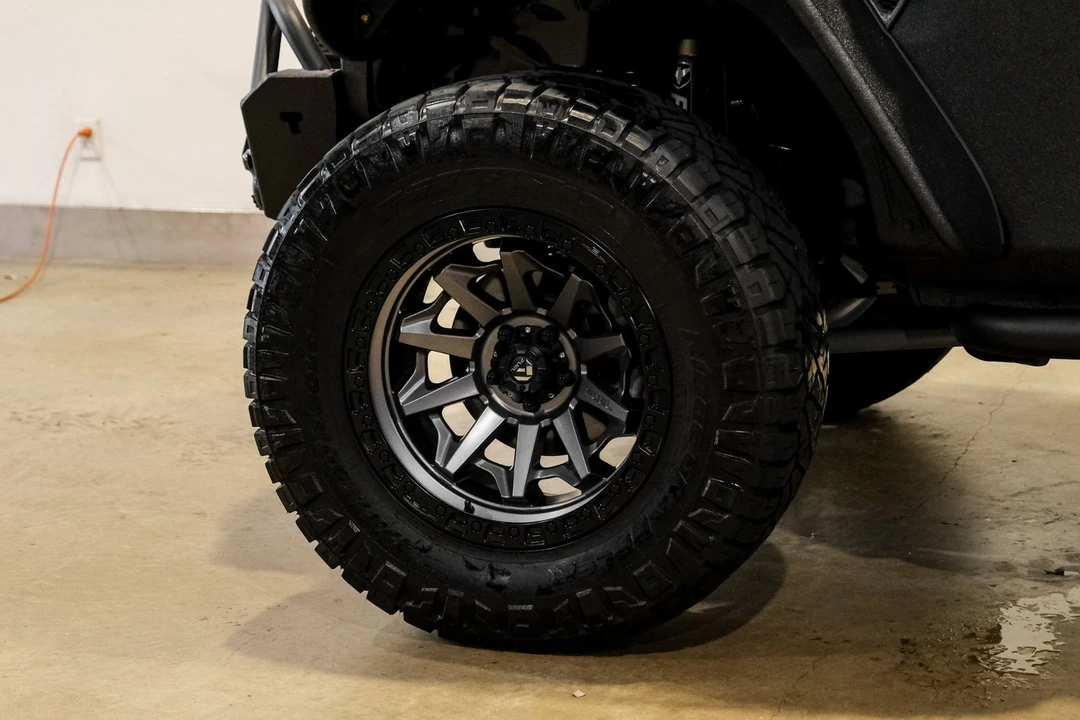 2023 Jeep JL Wrangler - Image 11 of 12