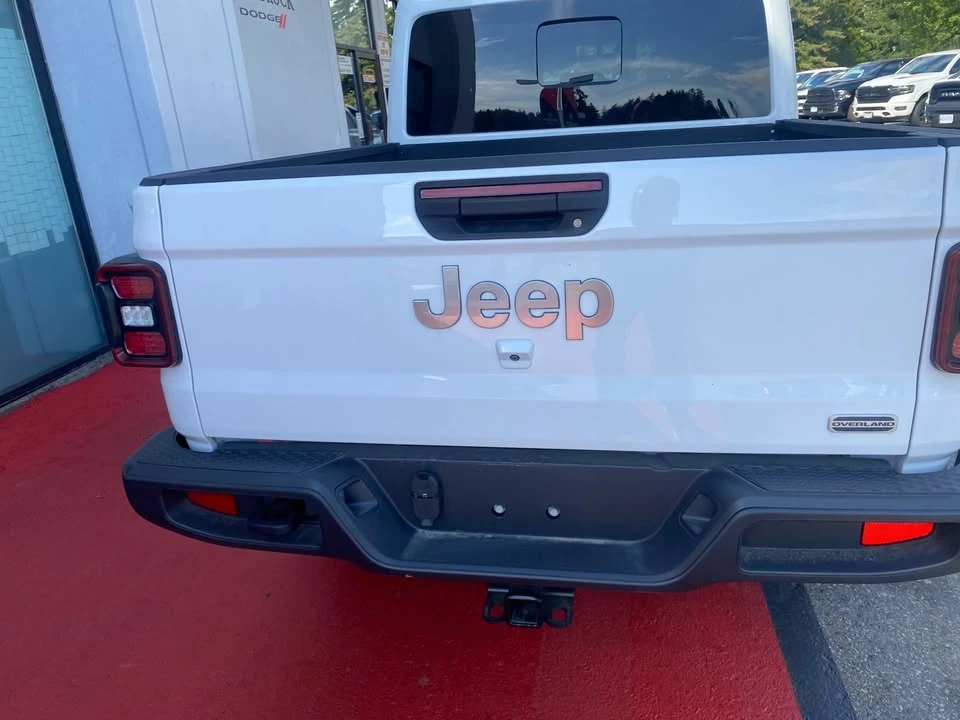 2023 Jeep JT Gladiator - Image 2 of 2