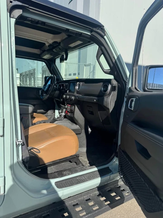 2023 Jeep JT Gladiator - Image 11 of 18
