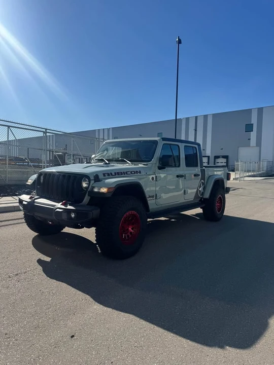 2023 Jeep JT Gladiator - Image 3 of 18