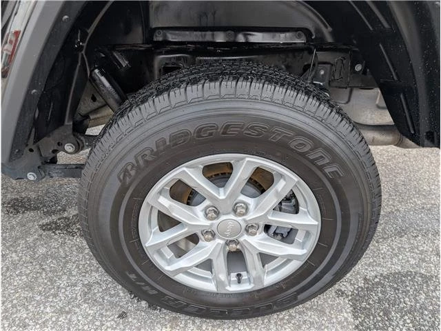 2023 Jeep JT Gladiator - Image 9 of 20