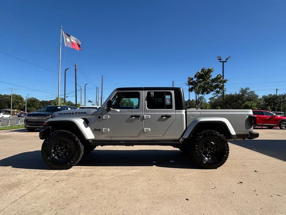 2023 Jeep JT Gladiator - Image 3 of 16