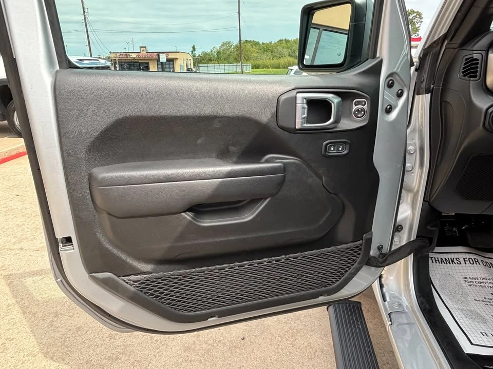 2023 Jeep JT Gladiator - Image 6 of 16