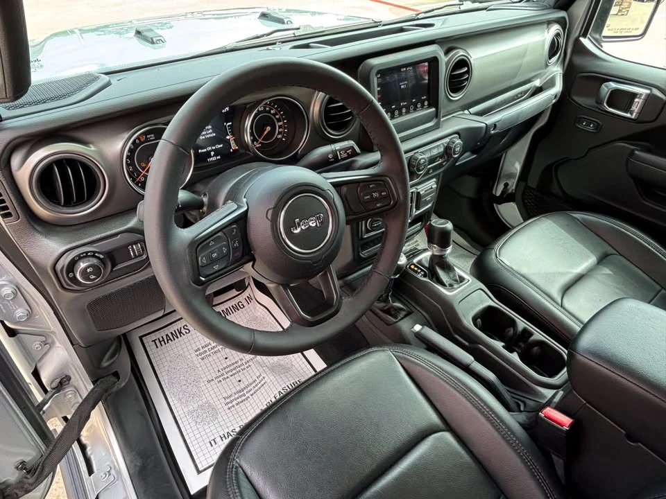 2023 Jeep JT Gladiator - Image 8 of 16