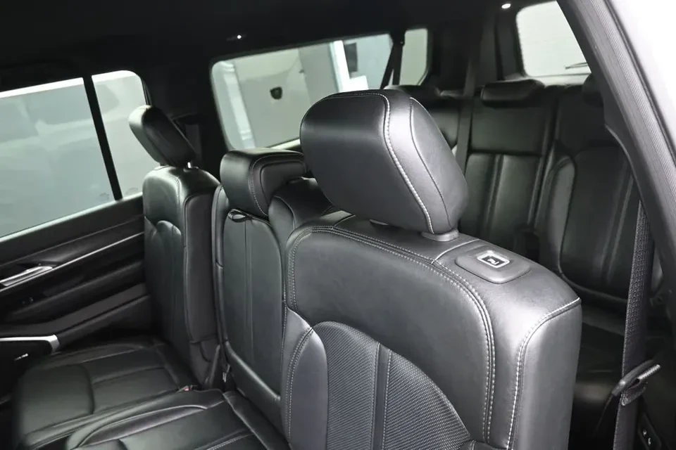 2023 Jeep WS Wagoneer - Image 8 of 8