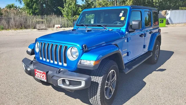 2023 Jeep Wrangler 4-Door Sahara 4x4