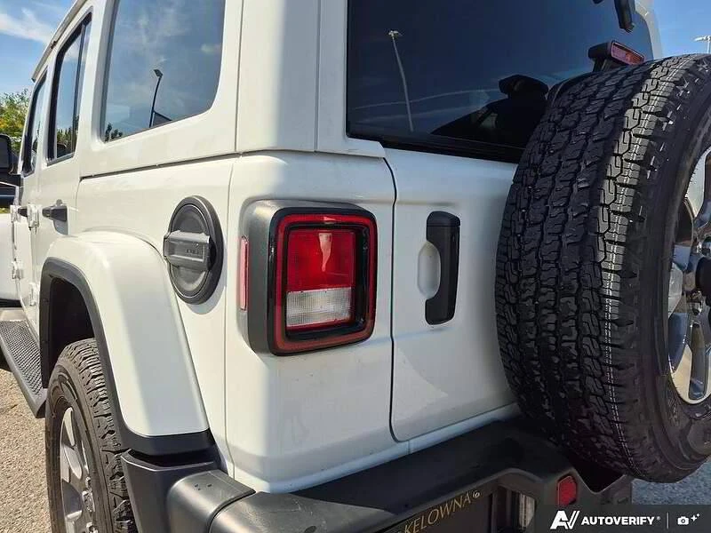 2023 Jeep JL Wrangler - Image 7 of 19