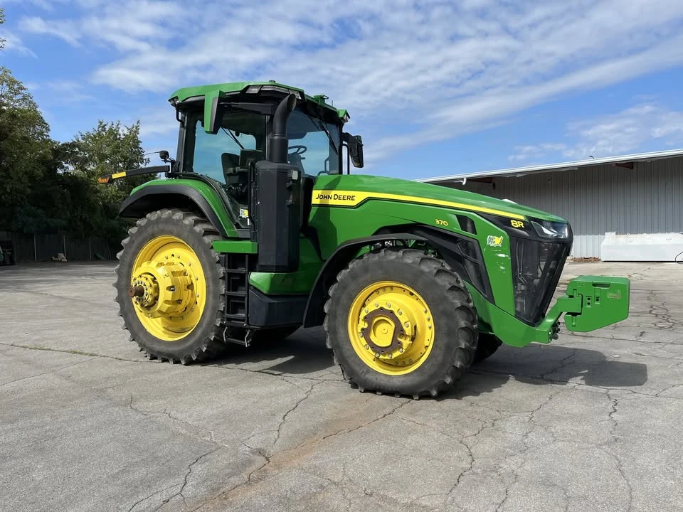 2023 John Deere - Image 2 of 2