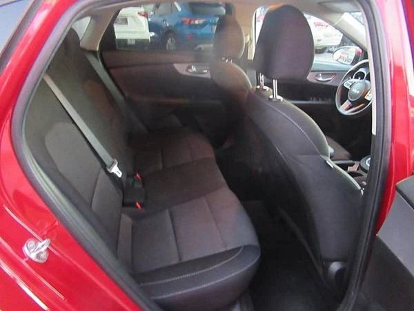 2023 Kia Forte - Image 12 of 18