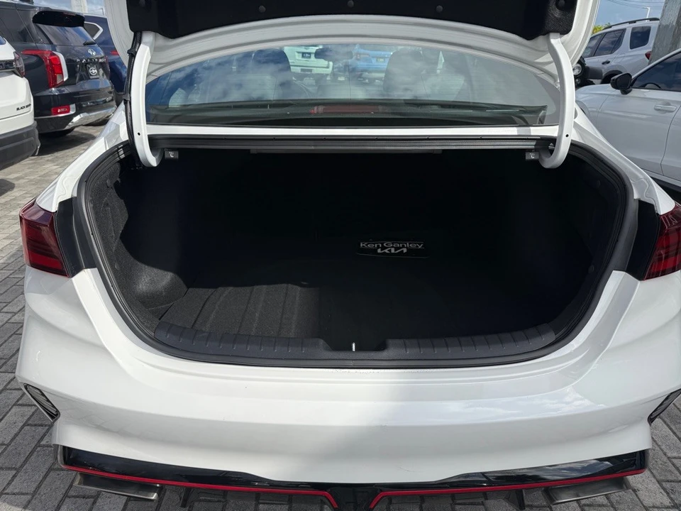 2023 Kia Forte - Image 7 of 21
