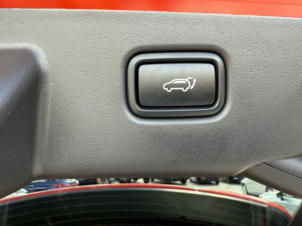 2023 Kia Niro - Image 9 of 21