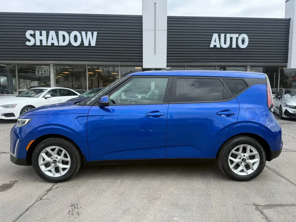 2023 Kia Soul - Image 3 of 15