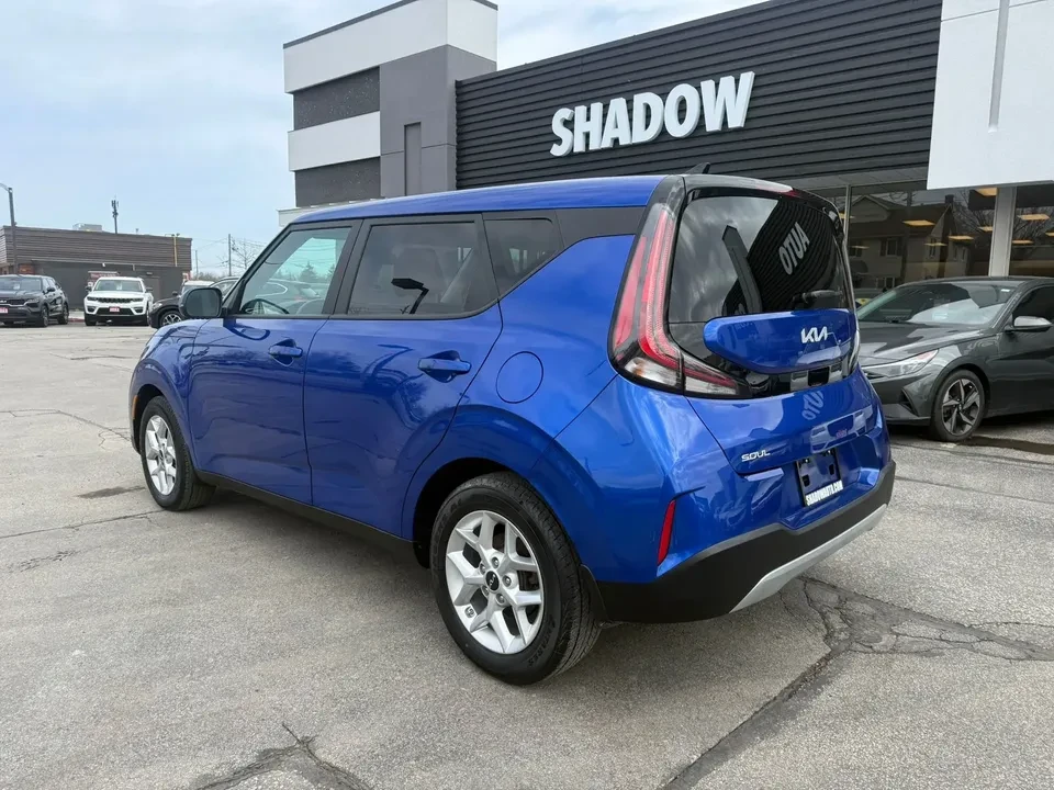 2023 Kia Soul - Image 4 of 15