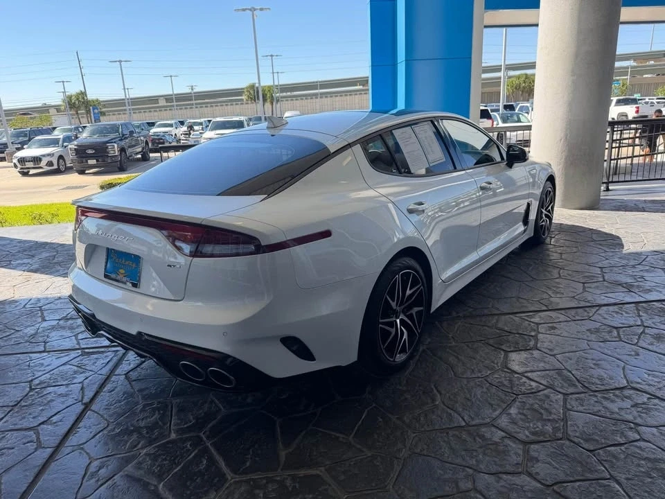 2023 Kia Stinger GT - Image 2 of 6