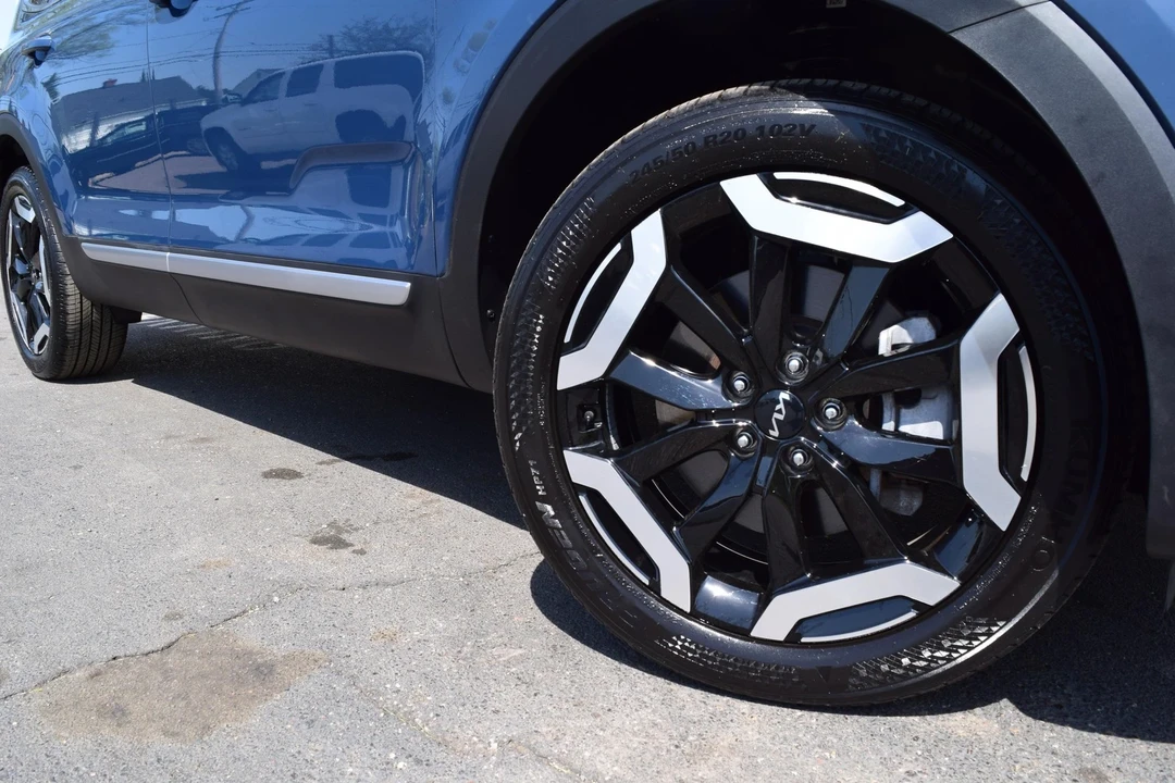 2023 Kia Telluride - Image 11 of 21