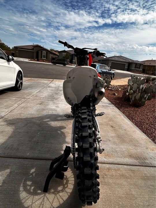 2023 KTM - Image 9 of 13