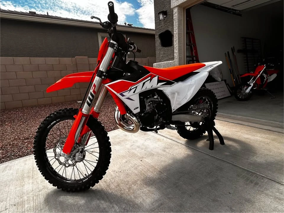 2023 KTM - Image 5 of 13