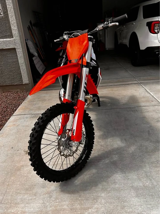 2023 KTM - Image 4 of 13