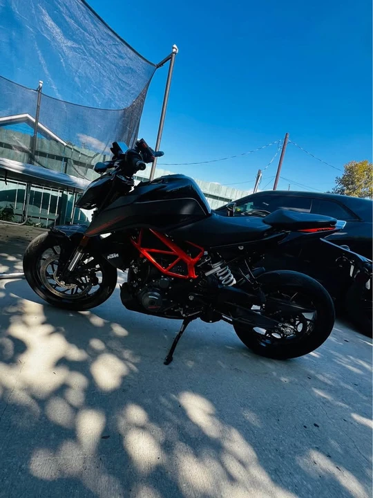 2023 KTM - Image 2 of 4