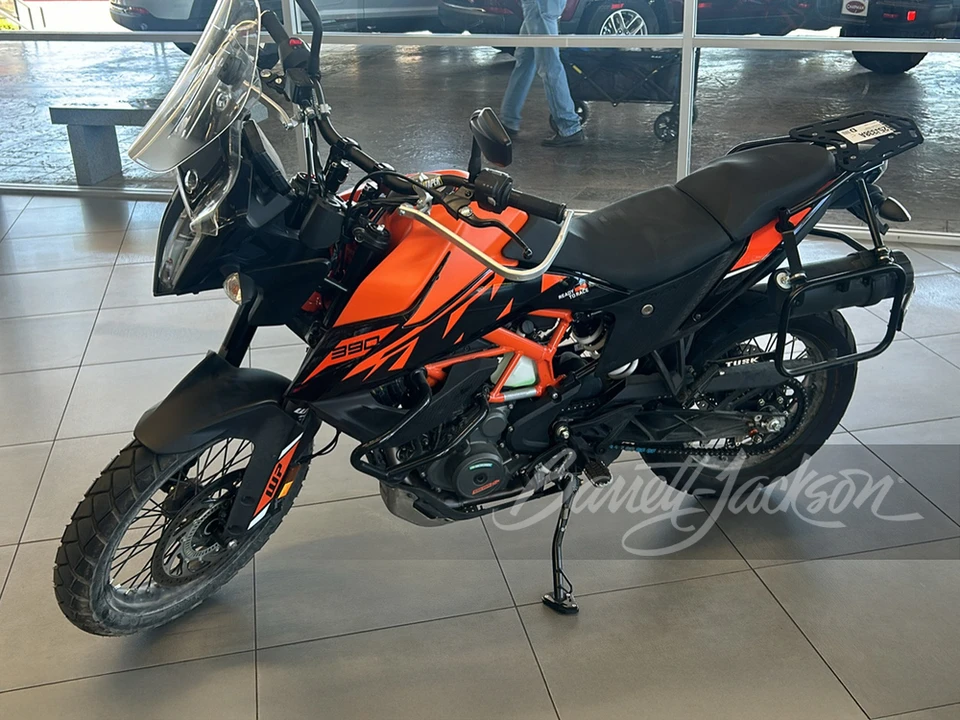 2023 KTM - Image 2 of 6