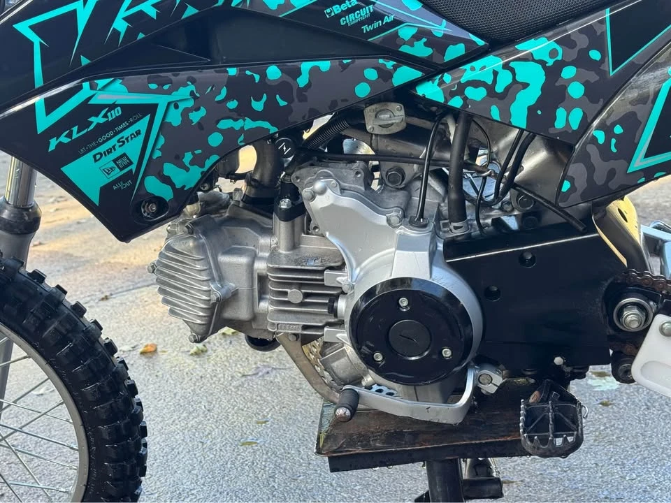 2023 Kawasaki - Image 10 of 11