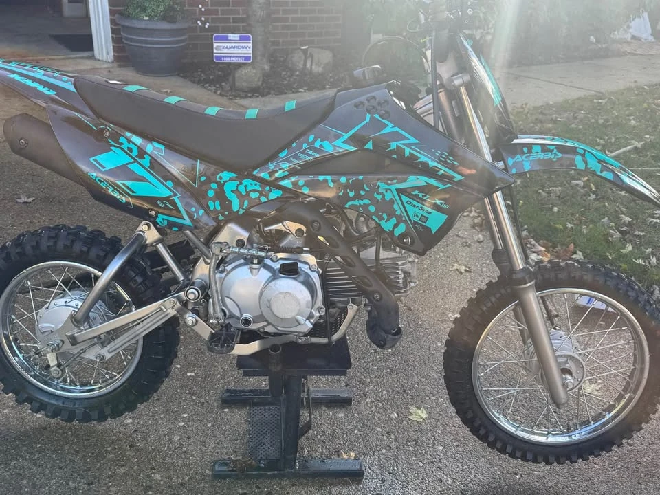 2023 Kawasaki - Image 3 of 11
