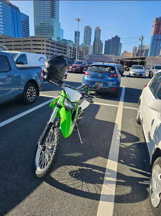 2023 Kawasaki - Image 2 of 5