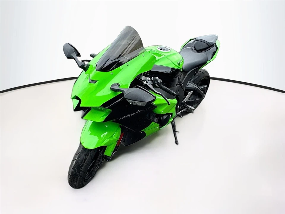 2023 Kawasaki Ninja - Image 3 of 14