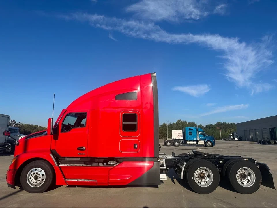 2023 Kenworth T680 - Image 10 of 20