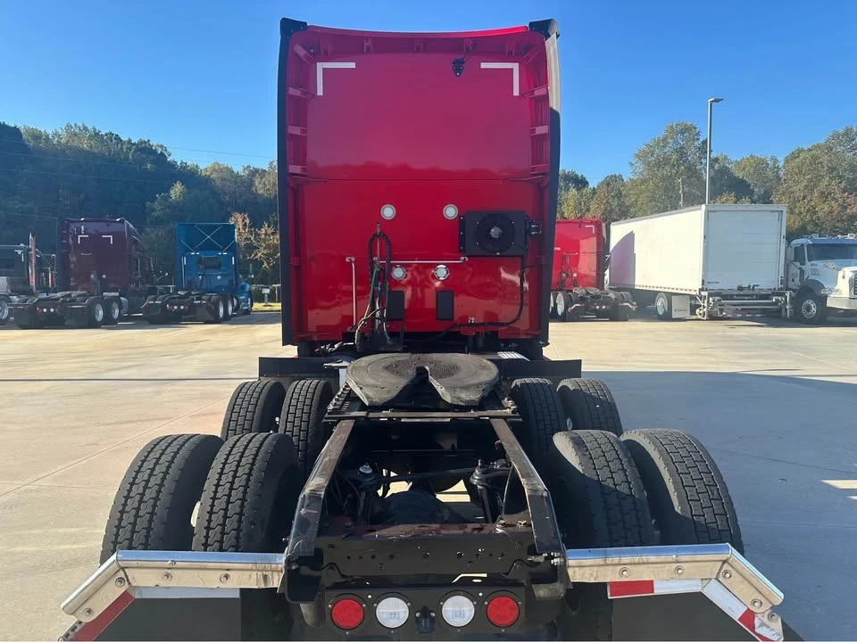 2023 Kenworth T680 - Image 8 of 20