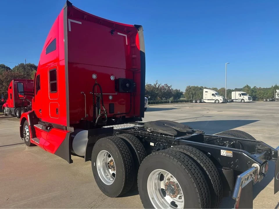 2023 Kenworth T680 - Image 9 of 20