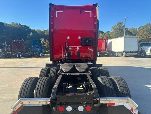 2023 Kenworth T680 - Image 3 of 7