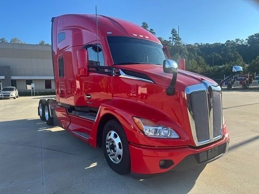 2023 Kenworth T680 - Image 2 of 7