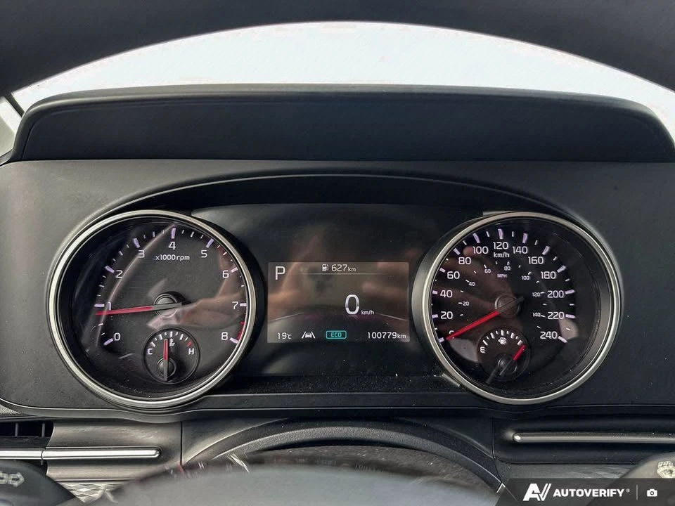 2023 Kia Carnival - Image 15 of 20