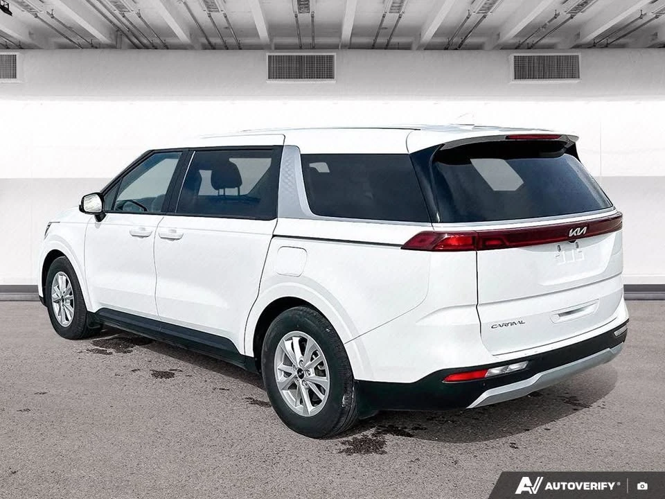 2023 Kia Carnival - Image 3 of 20