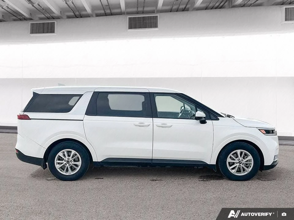 2023 Kia Carnival - Image 6 of 20