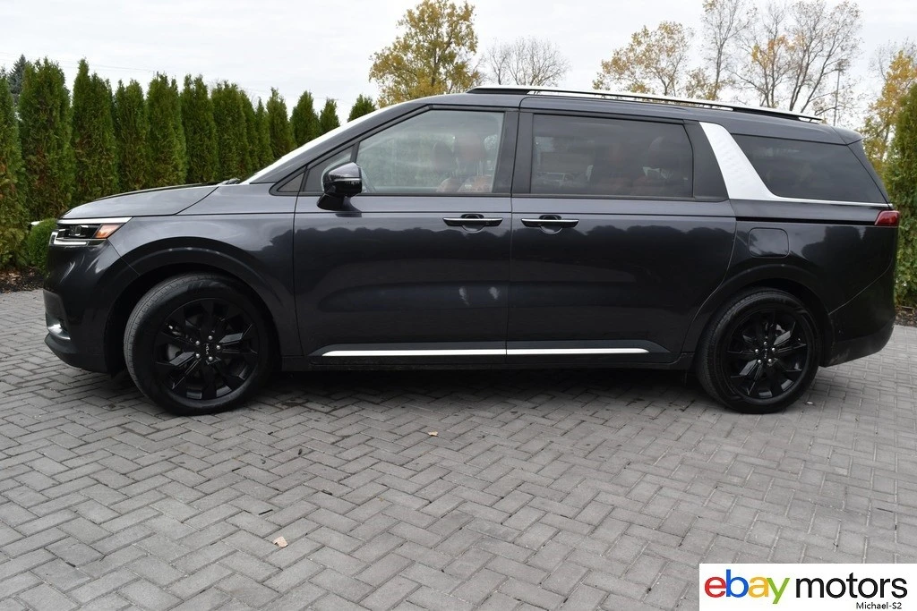 2023 Kia Carnival - Image 8 of 21