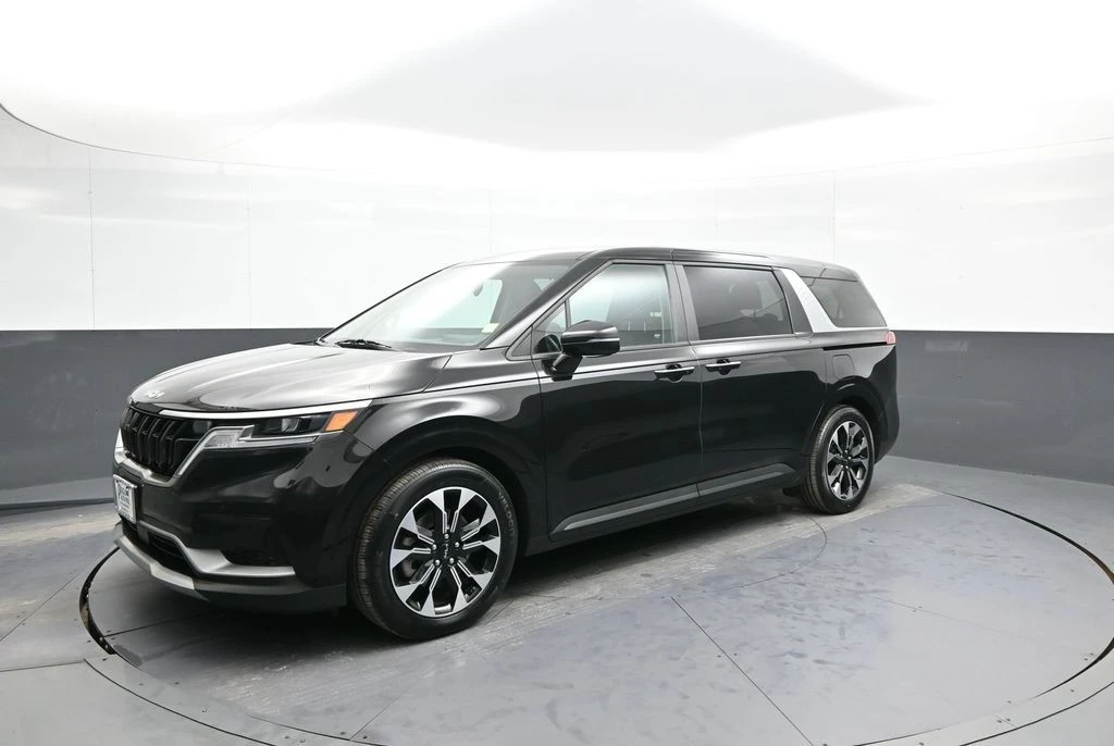 2023 Kia Carnival - Image 10 of 21