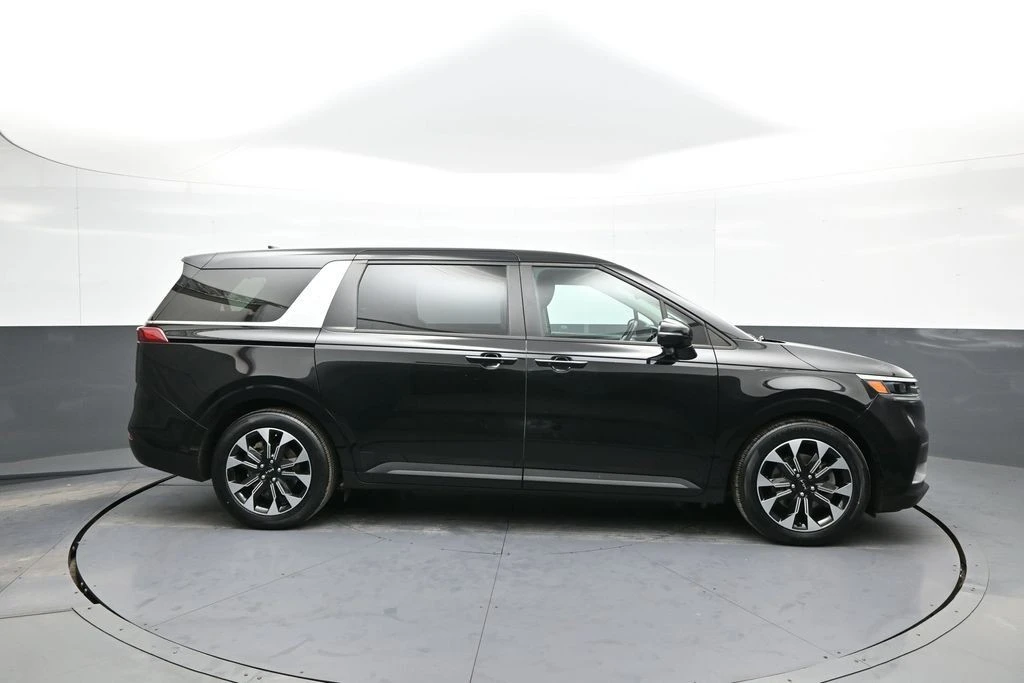 2023 Kia Carnival - Image 5 of 21