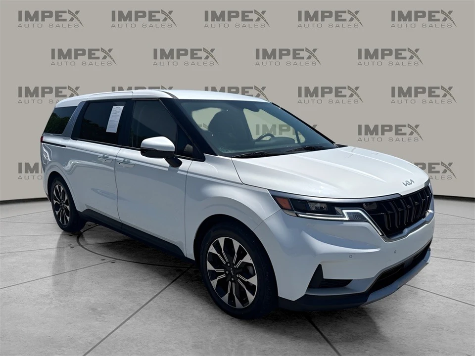2023 Kia Carnival - Image 7 of 12