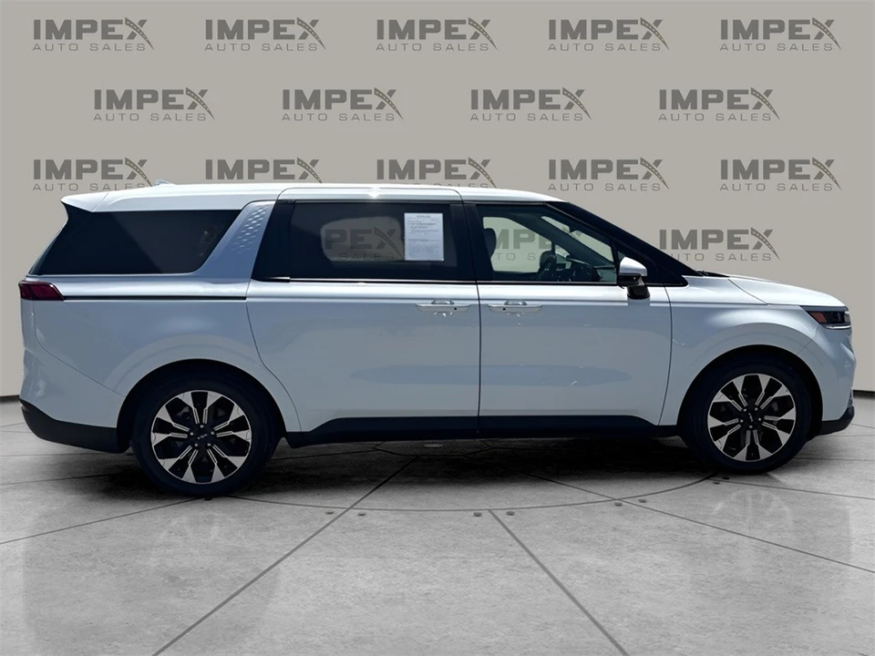 2023 Kia Carnival - Image 6 of 12